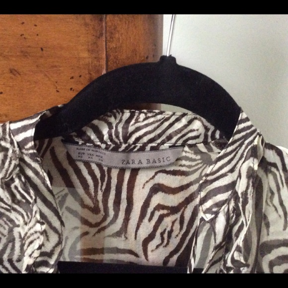 Zara 100% Silk, zebra print blouse - Picture 4 of 4
